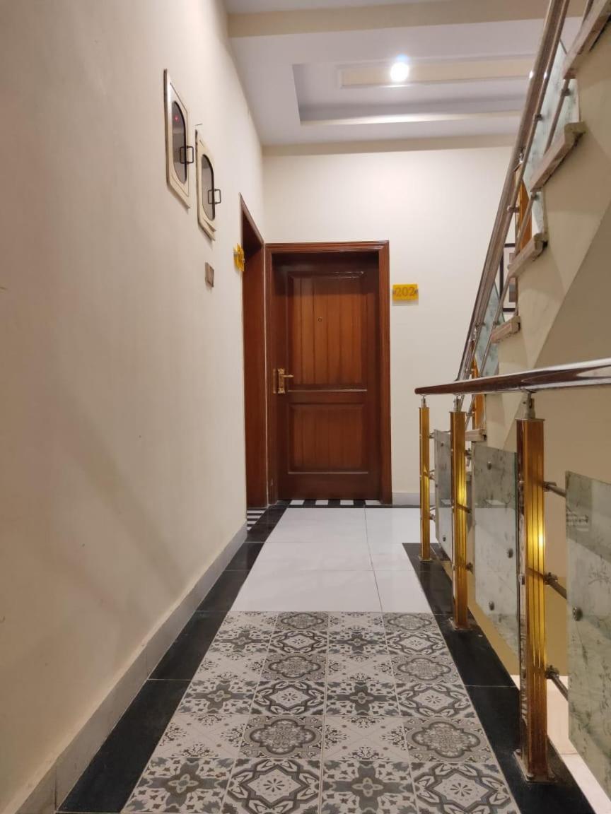 Hotel Silver Sand Multán Kültér fotó